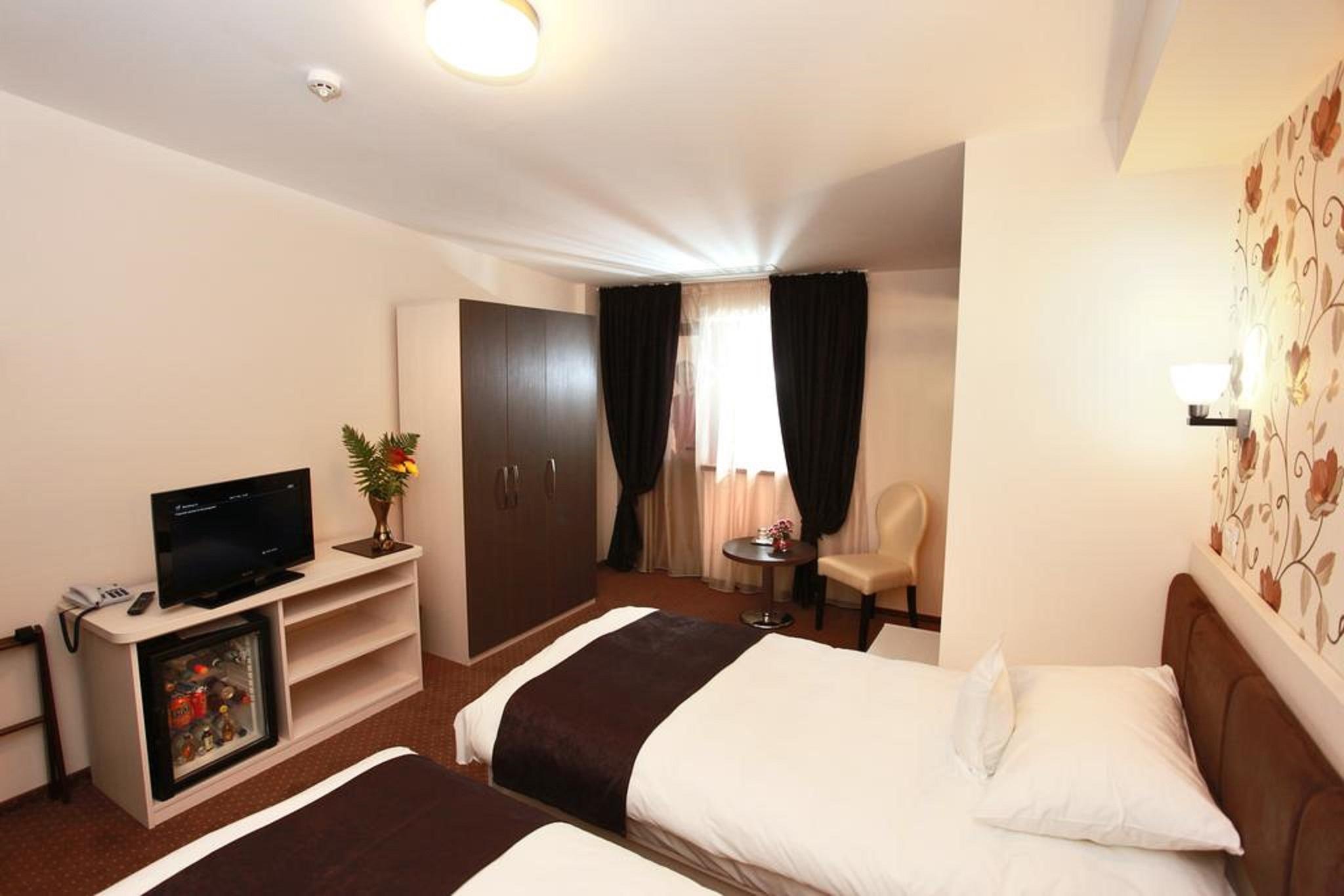 West Plaza Hotel Bucarest
