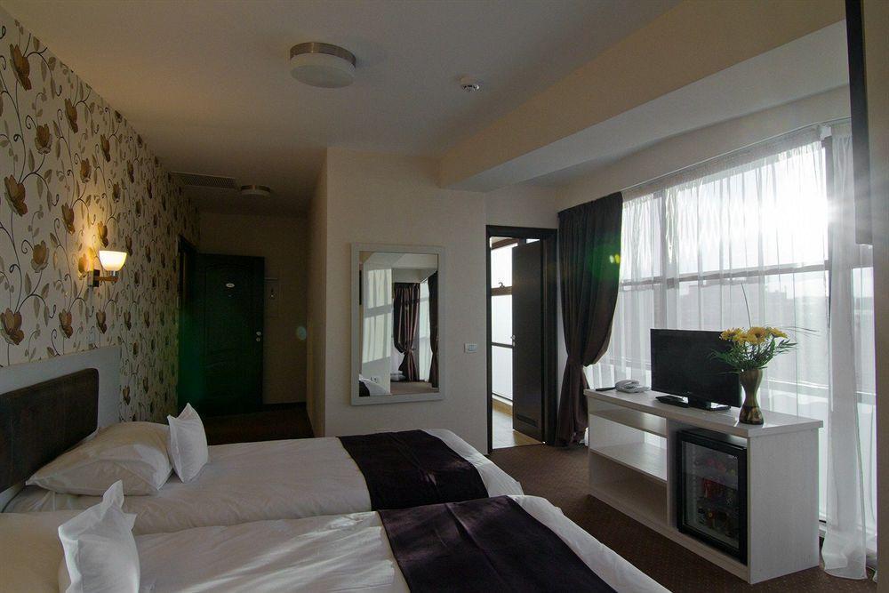 West Plaza Hotel Bucarest